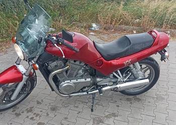 Motocykl Suzuki VX800