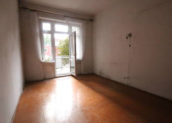 1pok, 38met, okolice Placu Macieja BALKON/PIWNICA (Wrocław)