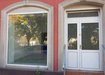 Wynajmę lokal w Głuchołazy , ul Powstańców Śląskich  2  bdb lokalizacja 42m