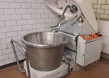 Miesiarka spiralna W&P UC 80