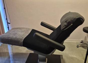 Luksusowy fotel kosmetyczny marki Gharieni