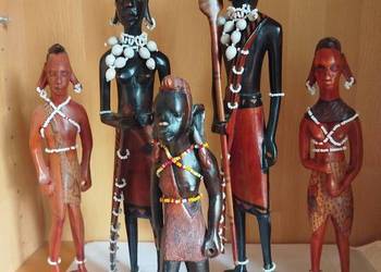 Afrykańskie rzeźbione plemienne figury Masajów