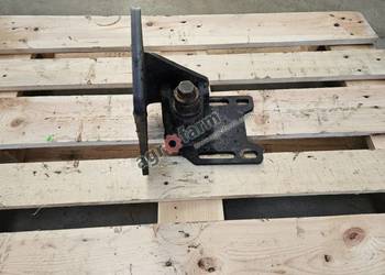 Uchwyt błotnika LH Valtra N111, N121, N141