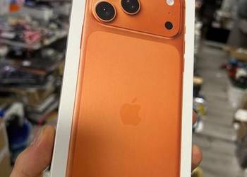 iPhone 17 Pro Max 256 GB w kolorze Kosmiczny Pomarańcz