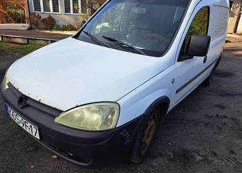 Sprzedam Opla Combo 1.6 benzyna 2003r