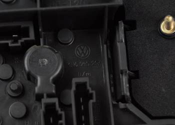 1H6945257 GOLF III LAMPA PRAWA TYŁ