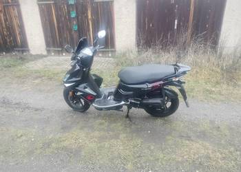 Skuter Kymco super 8