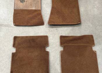 Komplet dywaników podłogowych Mercedes W108 OE