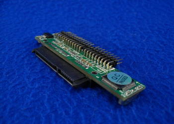 ADAPTER    ATA  na  SATA