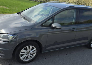 Volkswagen Touran Volkswagen Touran 1.5 TSI EVO 7 osobowy Highline DSG 7 o…