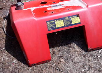 Metalowe błotniki do traktorka kosiarki  Husqvarna