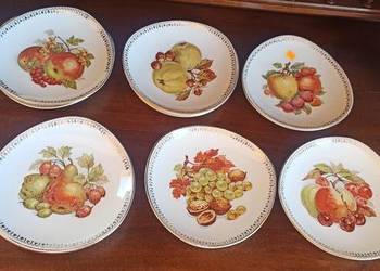 Talerzyk. Owoce. Orzechy. Winogrona. Stavangerfint, Norway