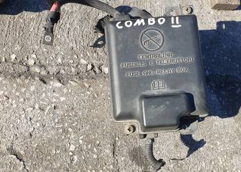 FIAT COMBO III D 1.6 CDTI SKRZNKA BEZPIECZNIKOW
