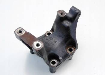 ŁAPA WSPORNIK SILNIKA 2.0 TDI AUDI A4 B8 A5 A6 C7 Q5 Q3 CNH 04L131159C