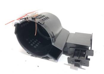 UCHWYT NA NAPOJE BMW E90 7153713 04-12 Sedan/Limuzyna KUBKI