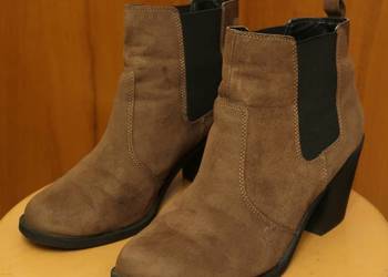 Damskie buty (botki) firmy H&M rozm. 40