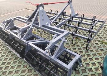 Agregaty uprawowe z wałkami na docisku