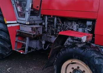 Traktor z kabiną Fortschritt ZT-325A, 4x4