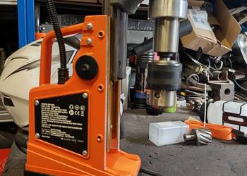 Wiertarka gwintownik  magnetyczna