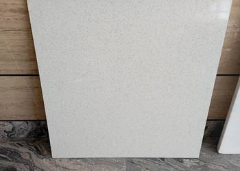 Konglomerat kwarcowy BLANCO CAMELIA 60x60x1 poler