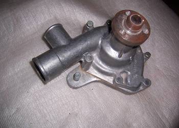 Pompa wody układu chłodzenia Polonez