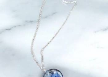 Naszyjnik z żywicy „Niebieski kwiat”