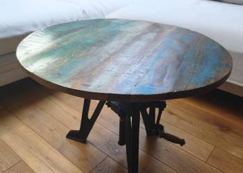 Stolik kawowy industrialny, regulowana wysokość, odzyskane drewno, żelazo