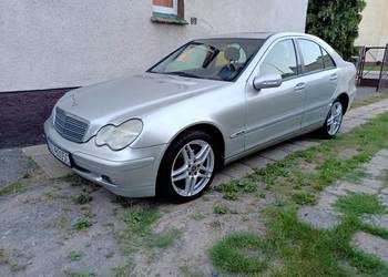 C KLASA W203 160 tyś km BENZYNA