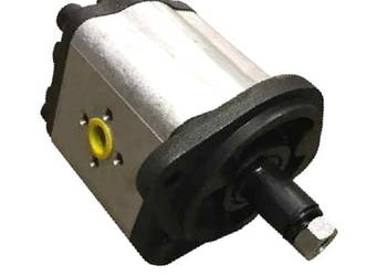 82023350 Pompa Hydrauliczna New Holland