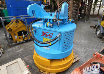 Magnes hydrauliczny Steck M14S-Premium 1800kg z mocowaniem Verachtert CW40