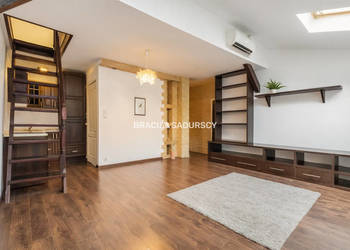 Sprzedam mieszkanie 33.3 metry 1-pok Kraków Starowiślna