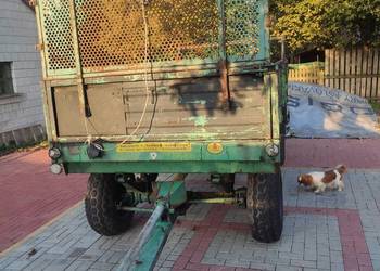 Przyczepa Rozrzutnik obornika czarna białostocka 91rp oryginalnym lakierze