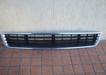 KRATKA ZDERZAKA ŚRODKOWA AUDI A4 B6 8E0807647