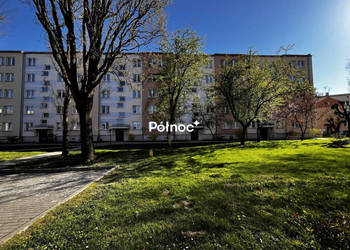 Przestronne mieszkanie w bloku