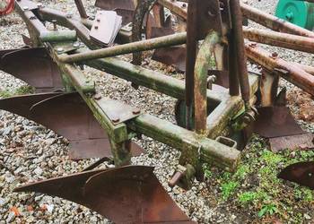 Pług unia grudziądz 3 skibowy