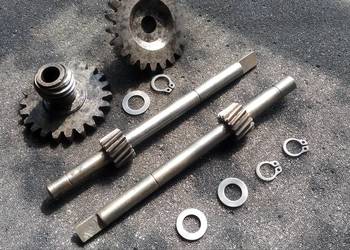 MZ ETZ 150 - Zestaw napędu obrotomierza - nowy oryginał DDR