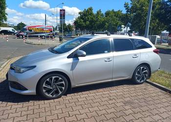 Toyota Auris Auris 1,6 D4D poLift 150KM (112) 2015 salon