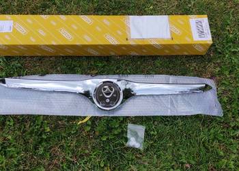 Listwa chromowana grilla i zderzaka Skoda Superb II