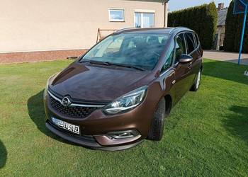 OPEL Zafira Tourer wersja c