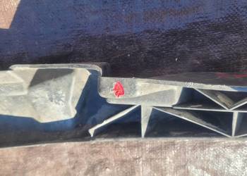 ŚLIZG LAMPY PRAWY TYŁ TYLNY RENAULT CLIO III