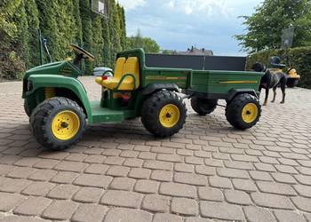 John deere gator