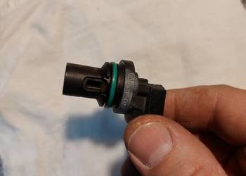 Sprzedam sprawny czujnik położenia wałka rozrządu 1.6 benzyna opel Astra