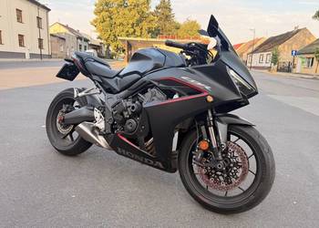 Honda CBR650R e-clutch 2025r niski przebieg