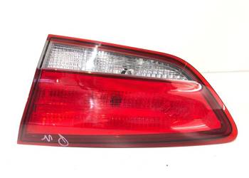 LAMPA TYŁ PRAWA WEWNĘTRZNA HYUNDAI i30 Hatchback ŚWIATŁO TYLNA, PRAWA