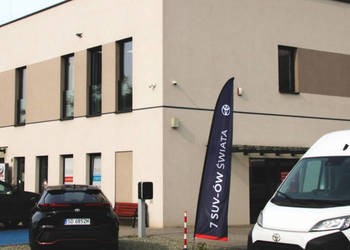 Lokal użytkowy z dużą działką