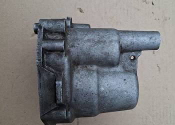 Nowy dekiel pokrywa obudowa skrzyni biegów Fiat 126p Maluch