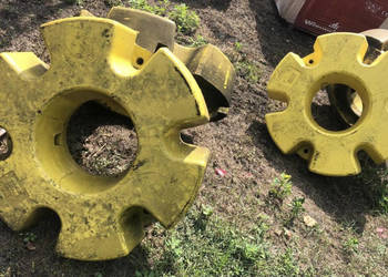 John Deere - Balasty Kół 625 kg