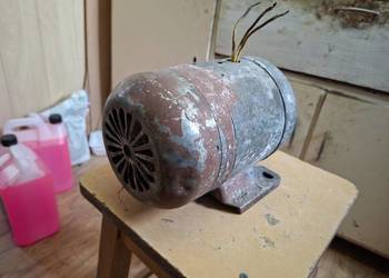 Silnik elektryczny 3-faz 0,4 kw