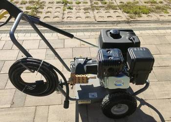 Nowa myjka spalinowa Karcher
