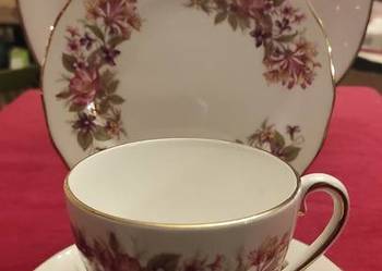 ZESTAW ŚNIADANIOWY TRIO 
Colclough. Made in England. 
Filiża ZESTAW ŚNIADANIOWY TRIO 
Colclough. Made in England. 
Filiża